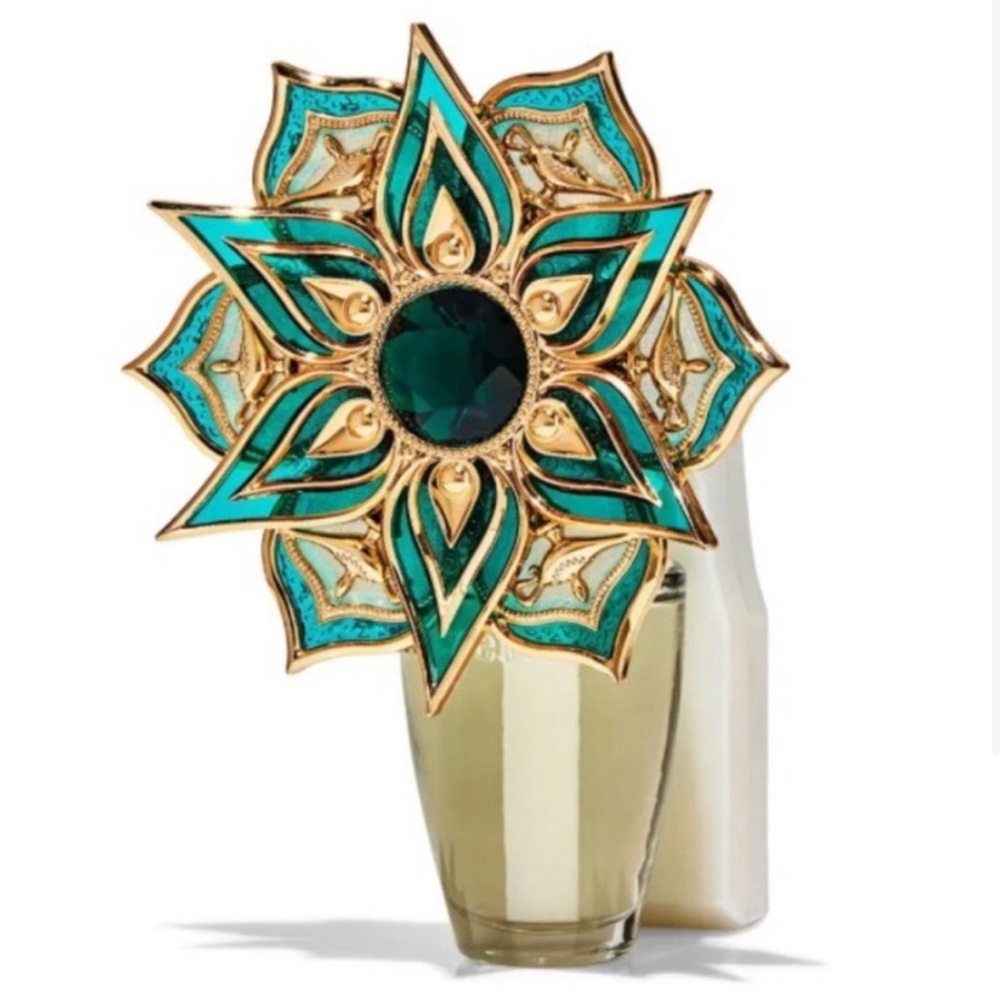Jasmine adjustable wallflower plug